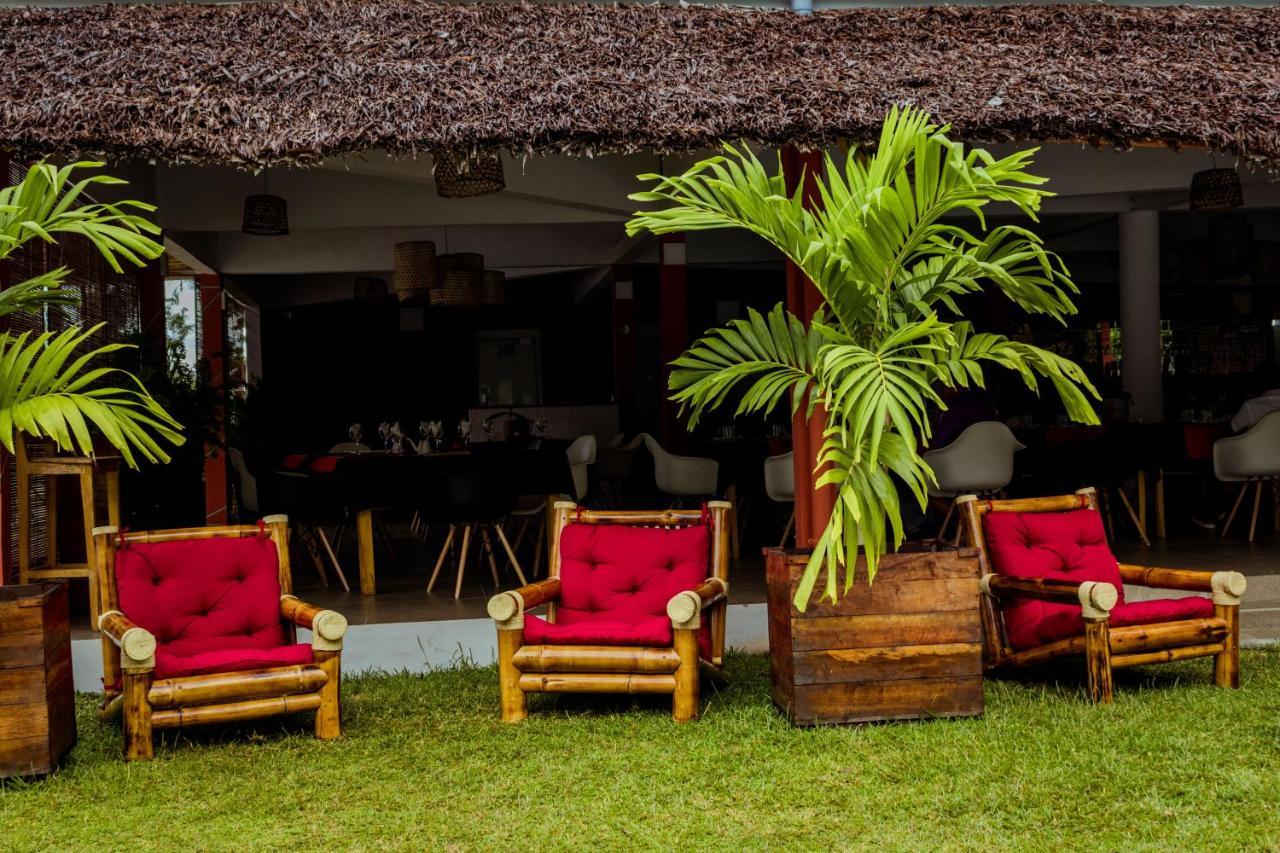 The Sanctuary Lodge Foulpointe Buitenkant foto