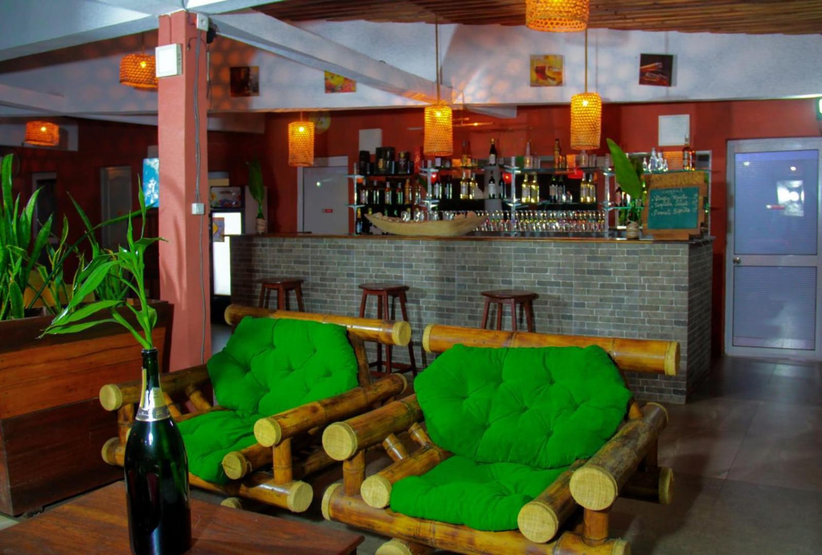 The Sanctuary Lodge Foulpointe Buitenkant foto
